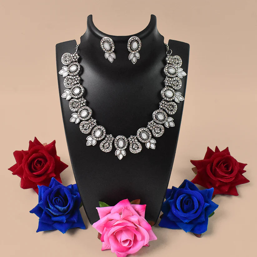 Elegant Diamond Necklace Set